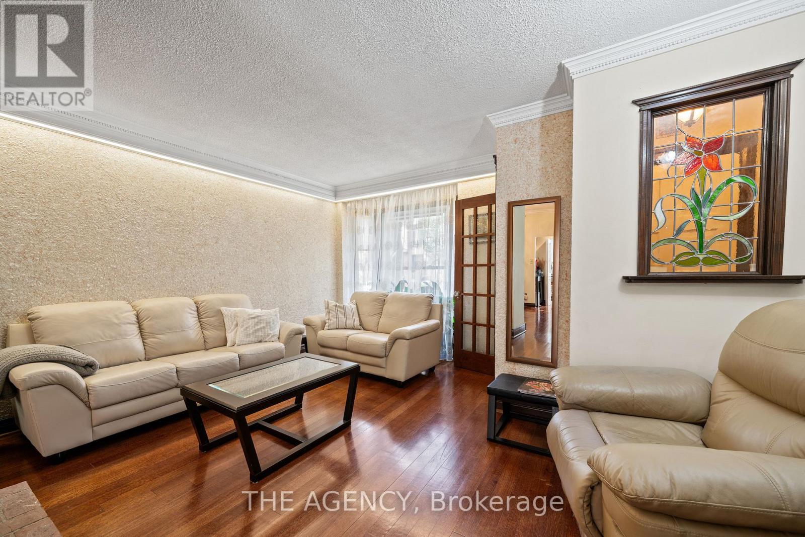 111 Seaton Street, Toronto, Ontario  M5A 2T2 - Photo 5 - C12557904