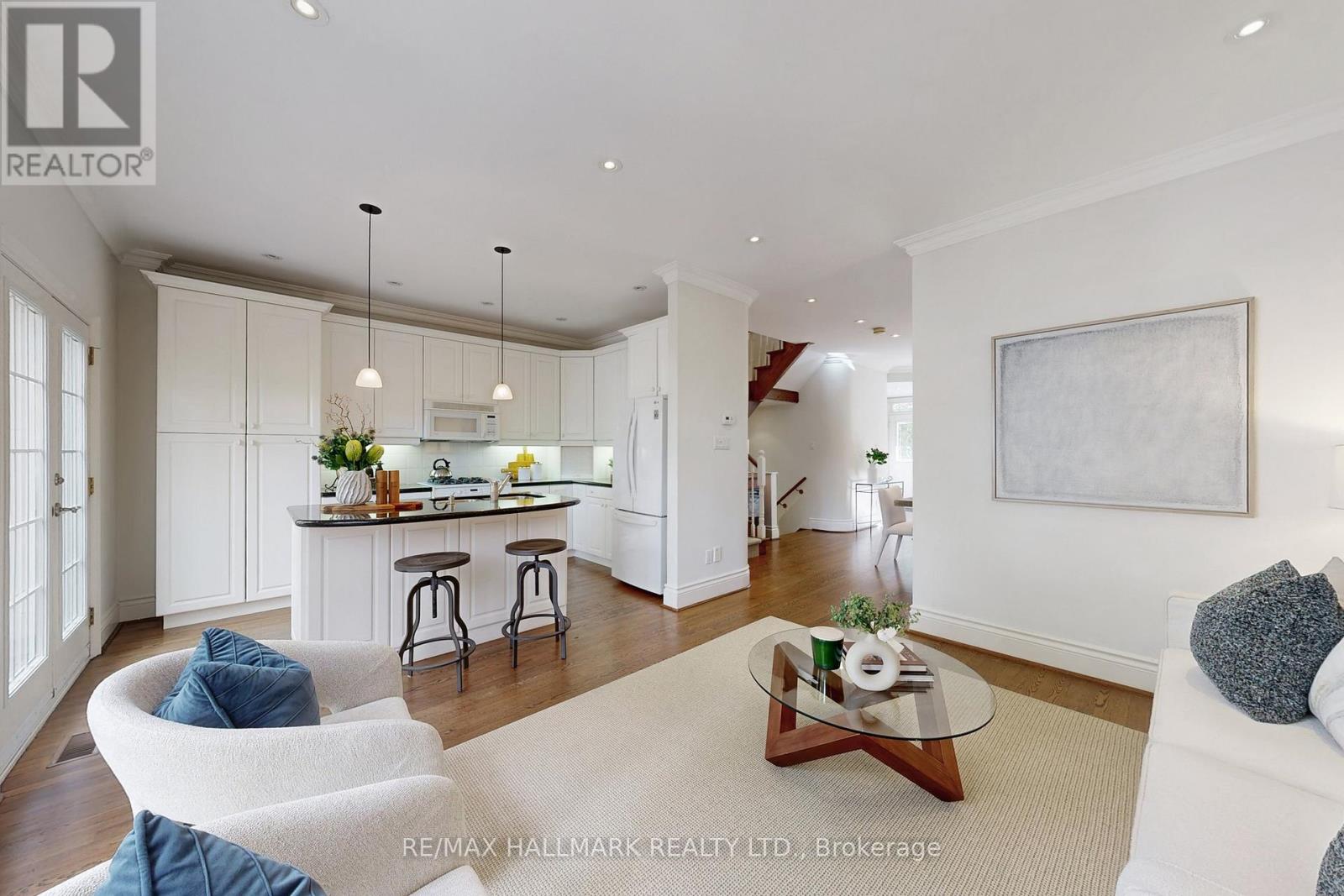 6a Carey Road, Toronto, Ontario  M4S 1N8 - Photo 8 - C12557908