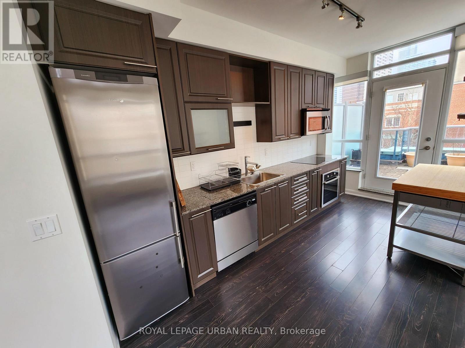 L201 - 150 Homewood Avenue, Toronto, Ontario  M4Y 2J6 - Photo 8 - C12557934