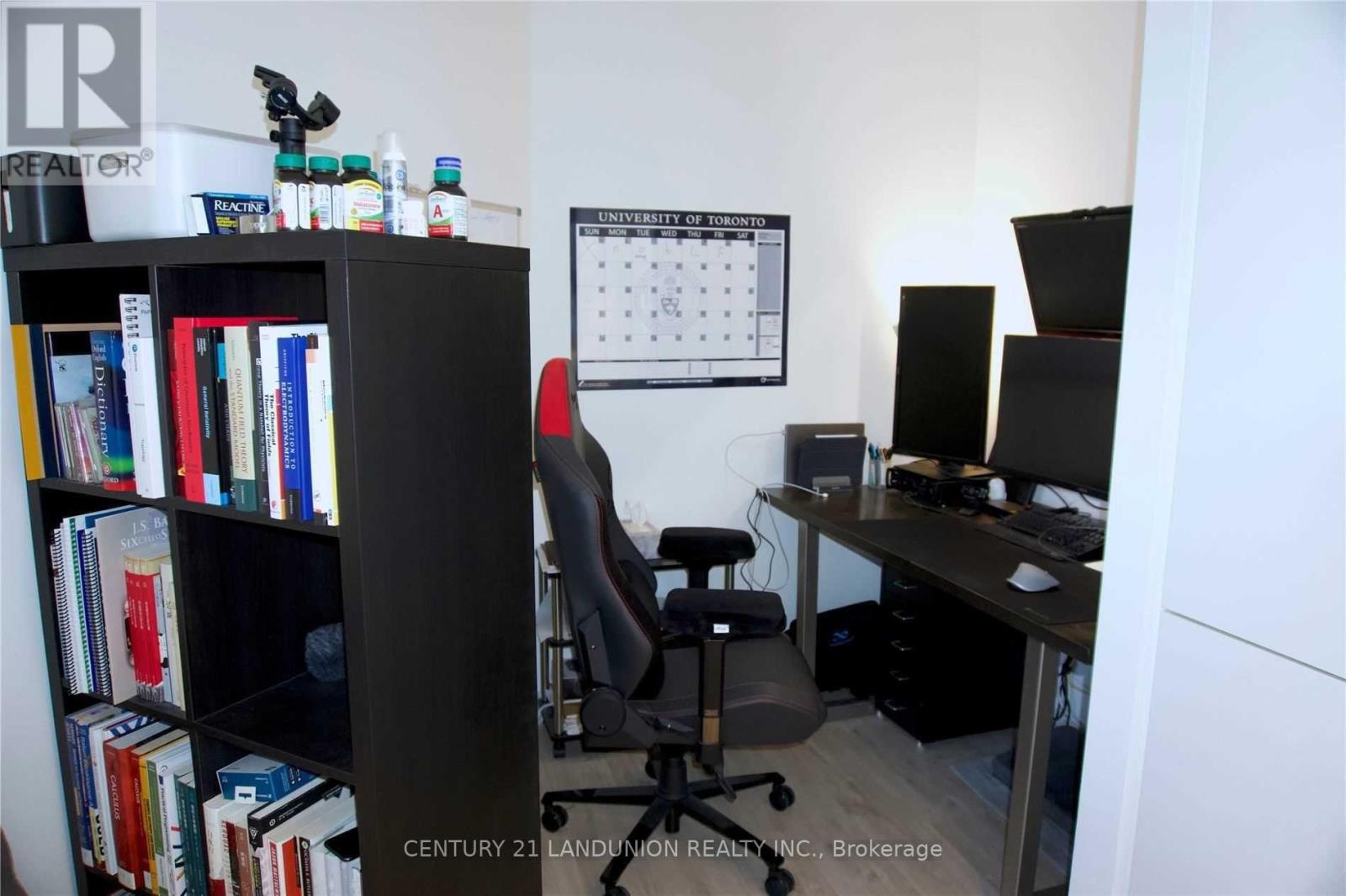 1718 - 27 Bathurst Street W, Toronto, Ontario  M5V 2P1 - Photo 8 - C12557938