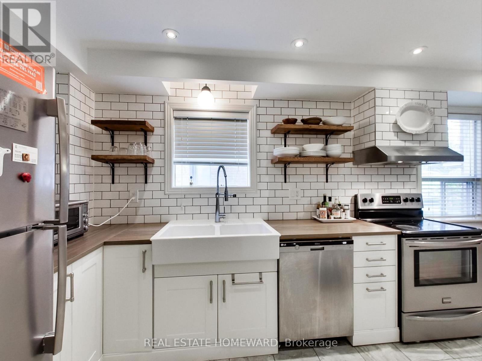 183 Madison Avenue, Toronto, Ontario  M5R 2S6 - Photo 4 - C12557996