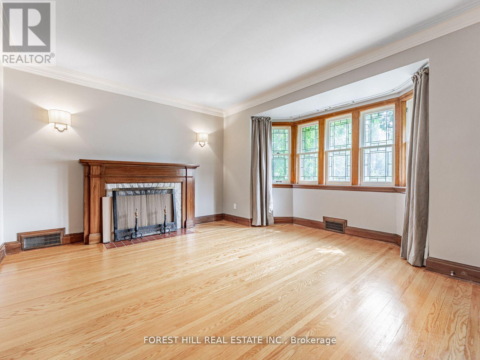 2 Esgore Drive, Toronto, Ontario  M5M 3R1 - Photo 10 - C12558020