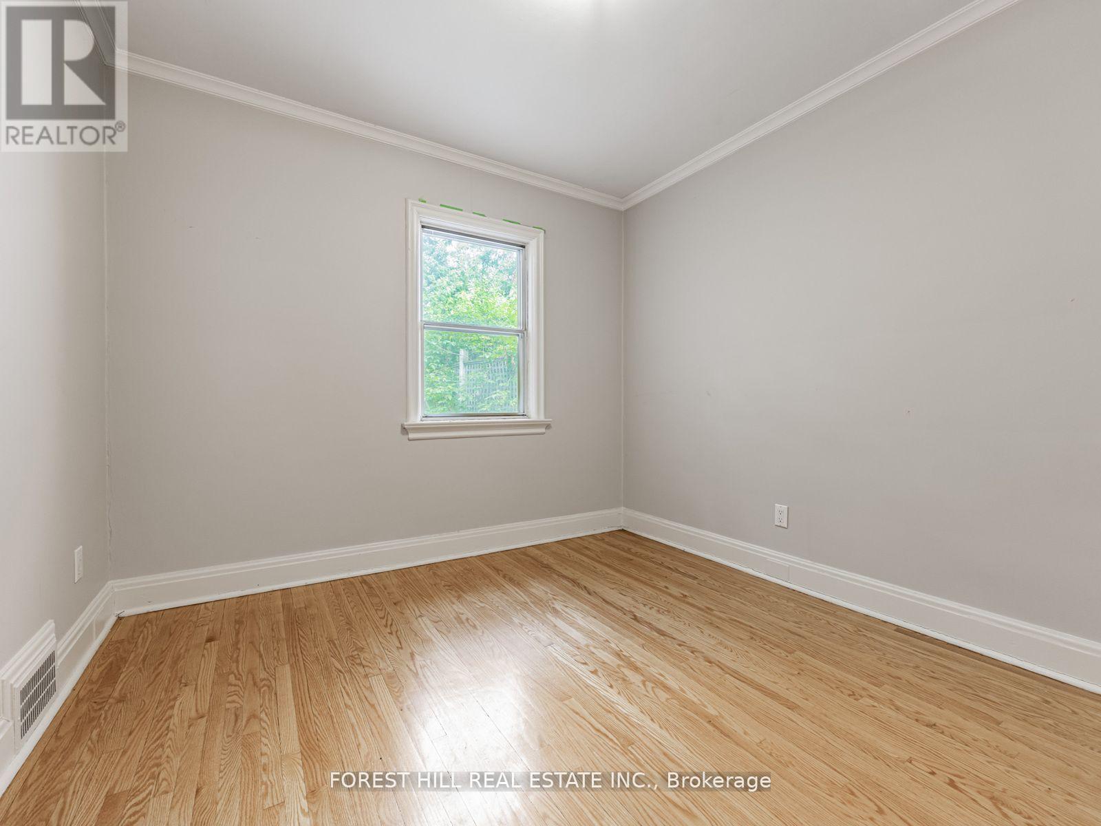 2 Esgore Drive, Toronto, Ontario  M5M 3R1 - Photo 24 - C12558020