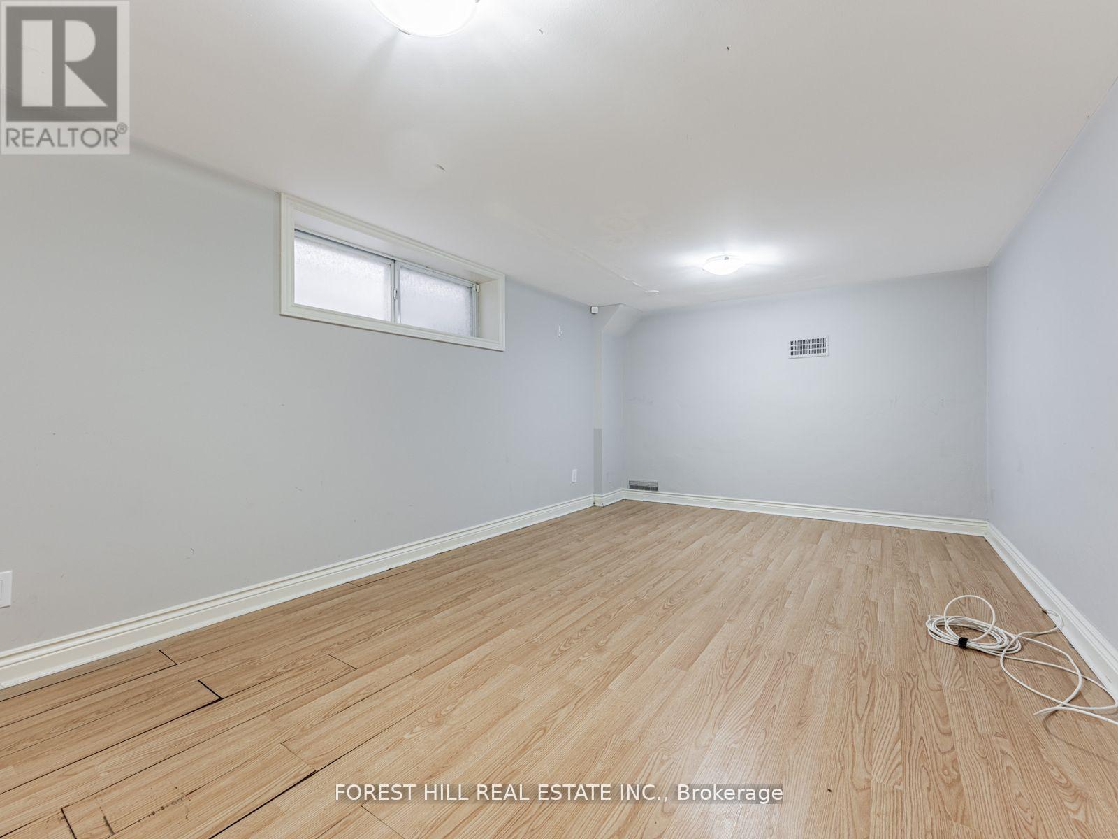 2 Esgore Drive, Toronto, Ontario  M5M 3R1 - Photo 27 - C12558020