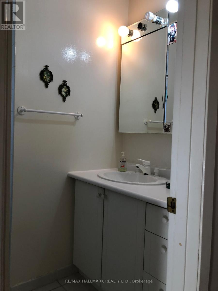 12 Painswick Crescent, Toronto, Ontario  M2J 3M6 - Photo 14 - C12558022