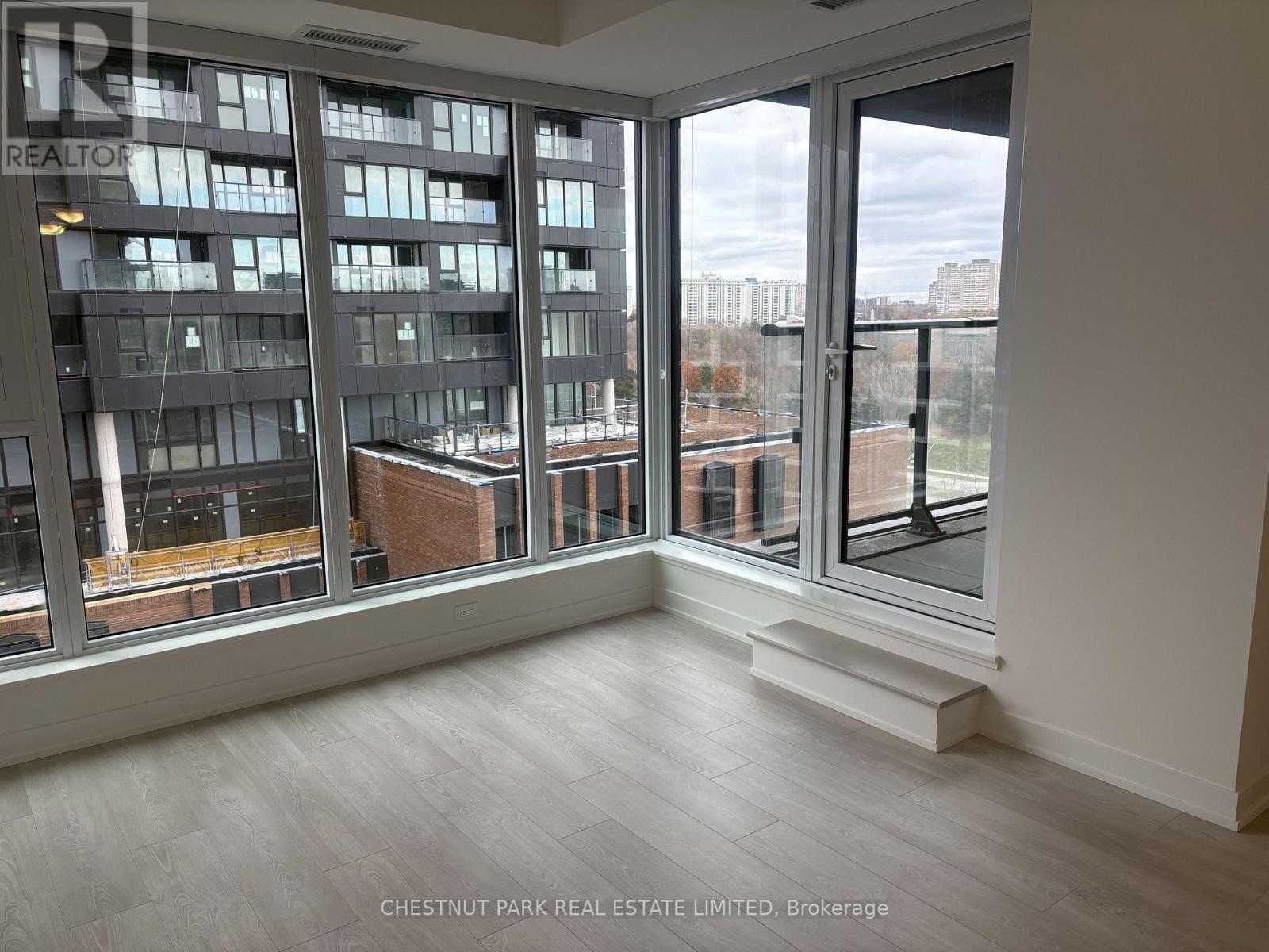 612 - 1 Quarrington Lane, Toronto, Ontario  M3C 0S4 - Photo 2 - C12558046