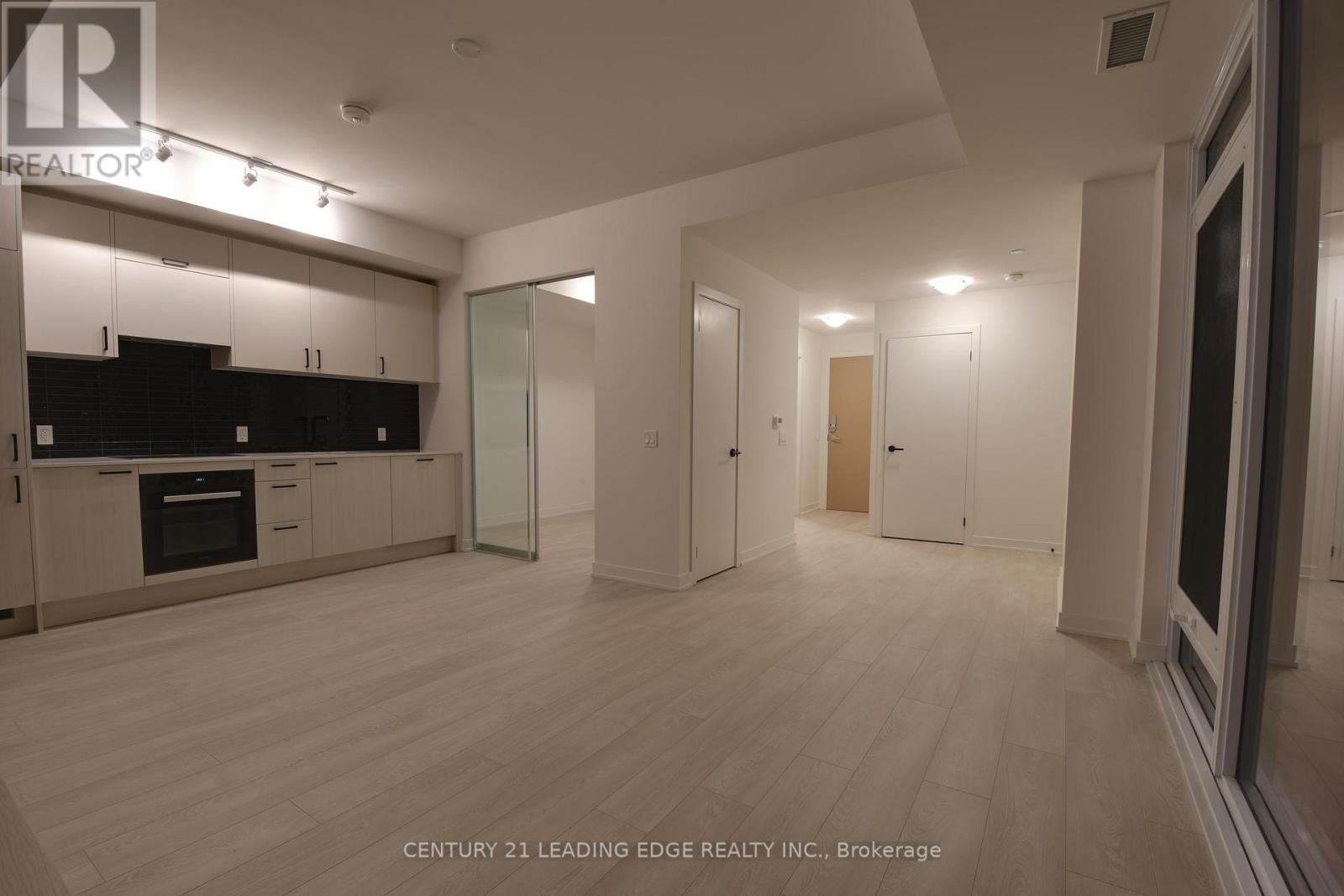 814 - 1 Quarrington Lane, Toronto, Ontario  M3C 1H7 - Photo 14 - C12558092