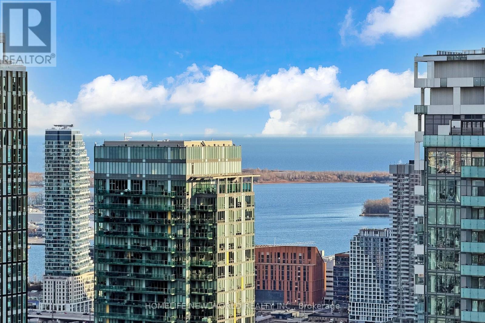 4303 - 197 Yonge Street, Toronto, Ontario  M5B 1M4 - Photo 21 - C12558108