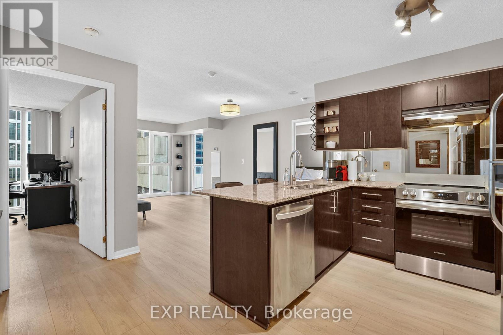 409 - 96 St Patrick Street, Toronto, Ontario  M5T 1V2 - Photo 3 - C12558112