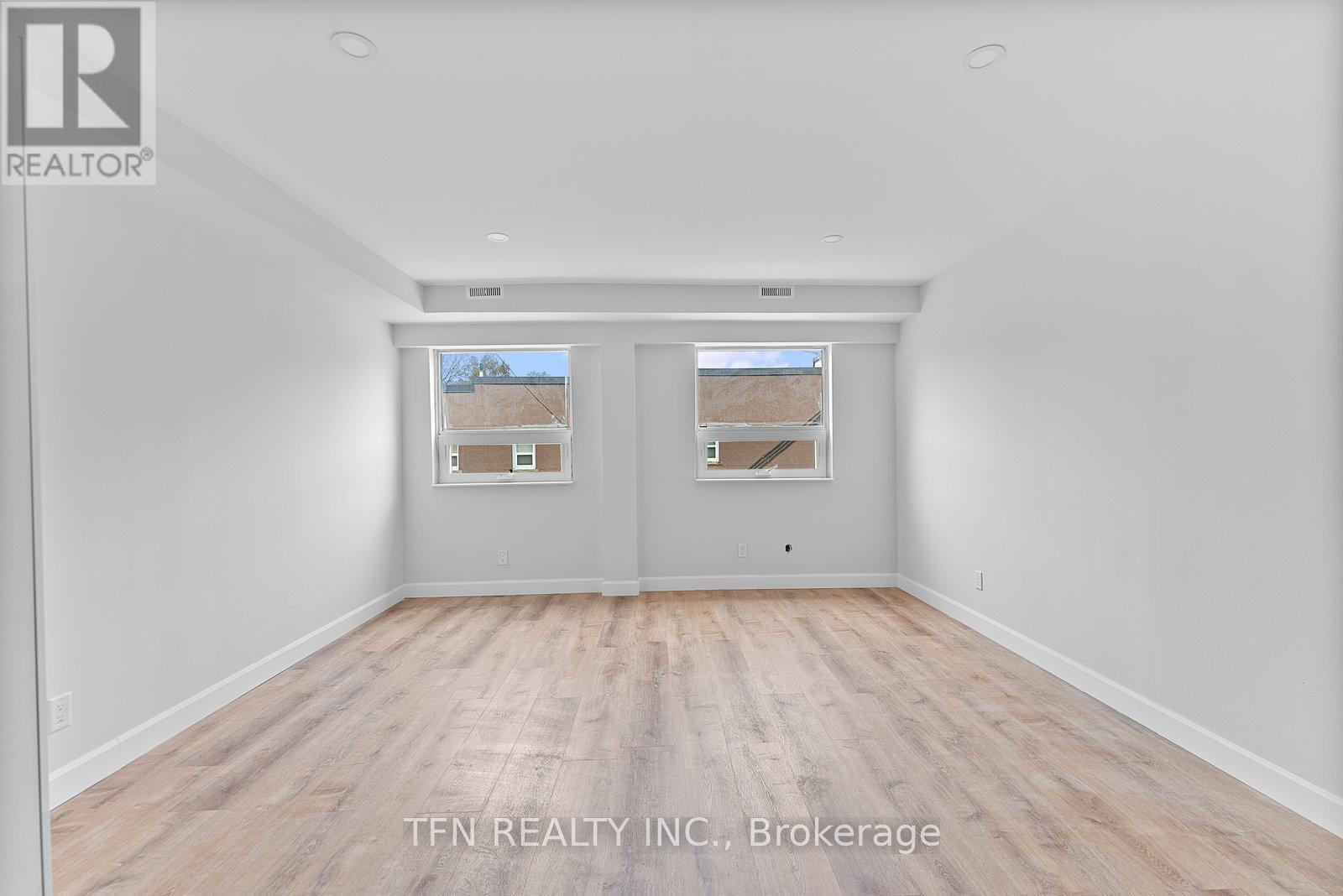 304 - 1328 Gerrard Street E, Toronto, Ontario  M4L 1Z1 - Photo 13 - E12557862