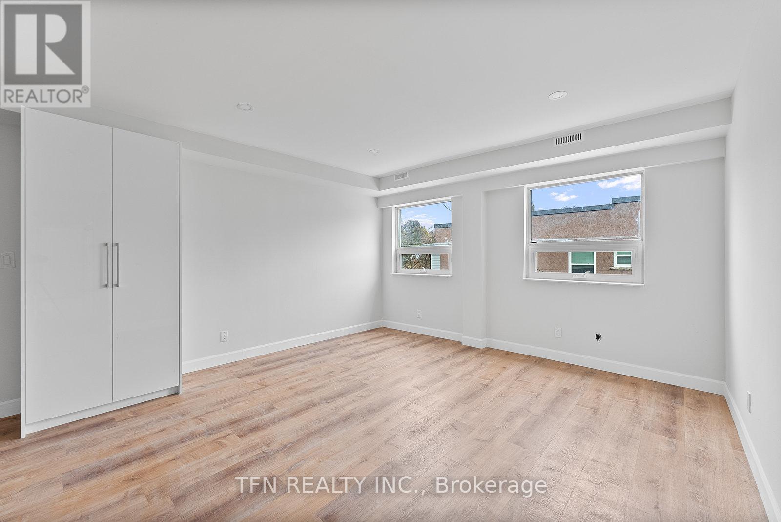 304 - 1328 Gerrard Street E, Toronto, Ontario  M4L 1Z1 - Photo 14 - E12557862