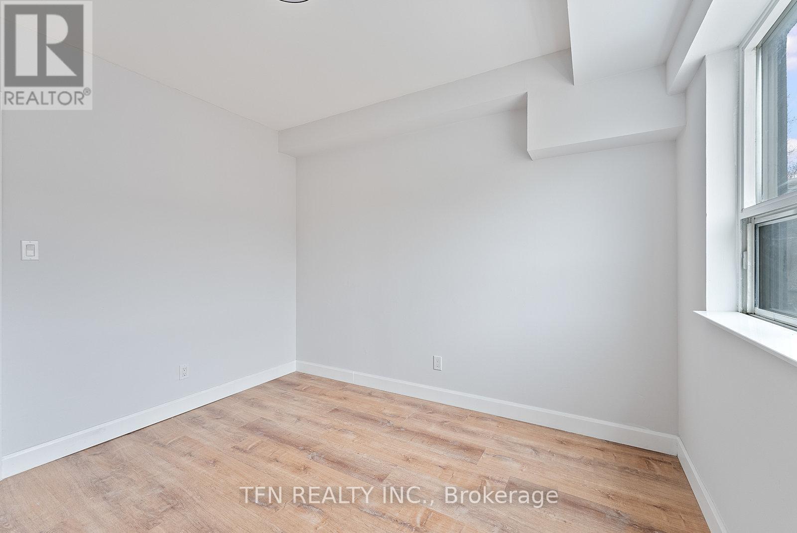 304 - 1328 Gerrard Street E, Toronto, Ontario  M4L 1Z1 - Photo 31 - E12557862