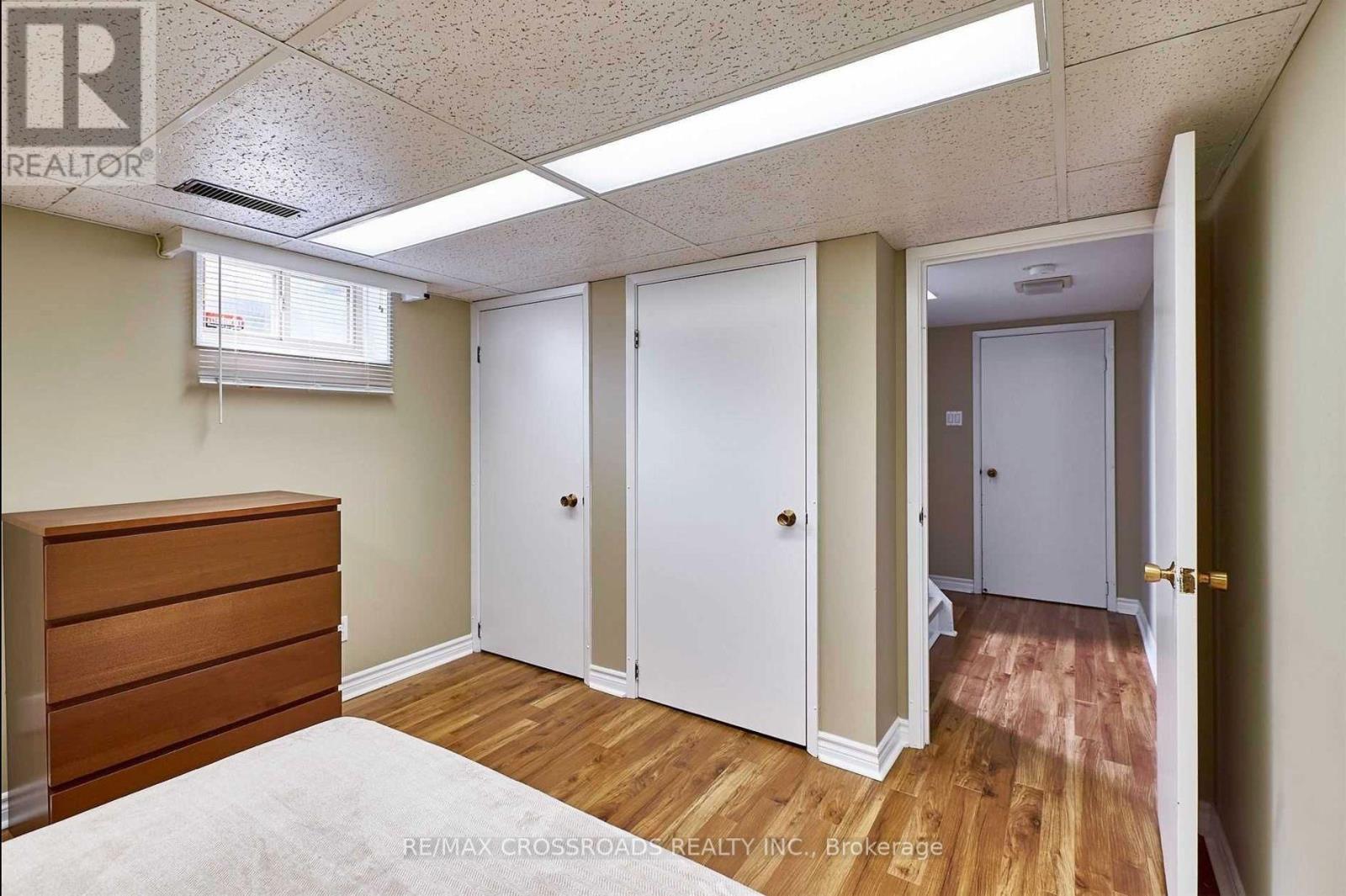 56 Harris Park Drive, Toronto, Ontario  M1L 3A7 - Photo 2 - E12557902