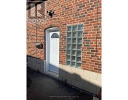 56 HARRIS PARK DRIVE, Toronto, Ontario