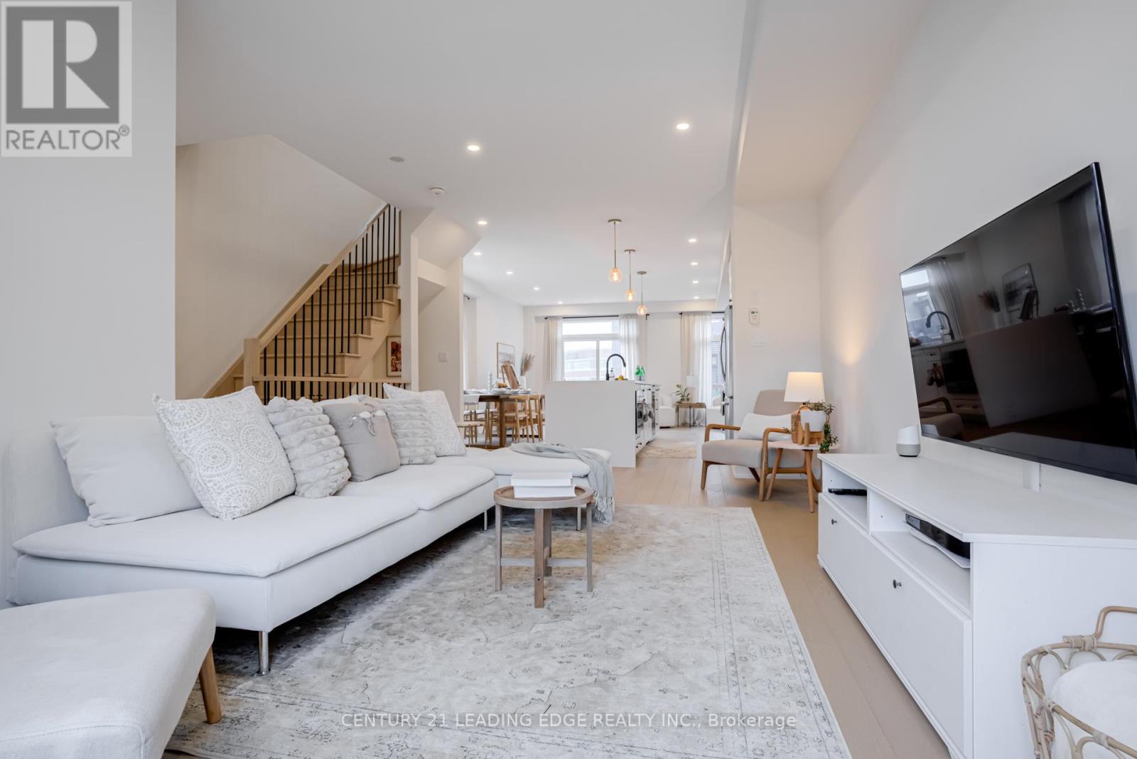 1645 Shining Star Chase, Pickering, Ontario  L1X 0H9 - Photo 11 - E12558090