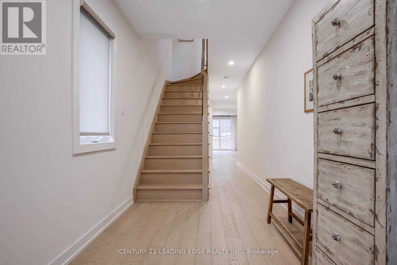 1645 Shining Star Chase, Pickering, Ontario  L1X 0H9 - Photo 5 - E12558090