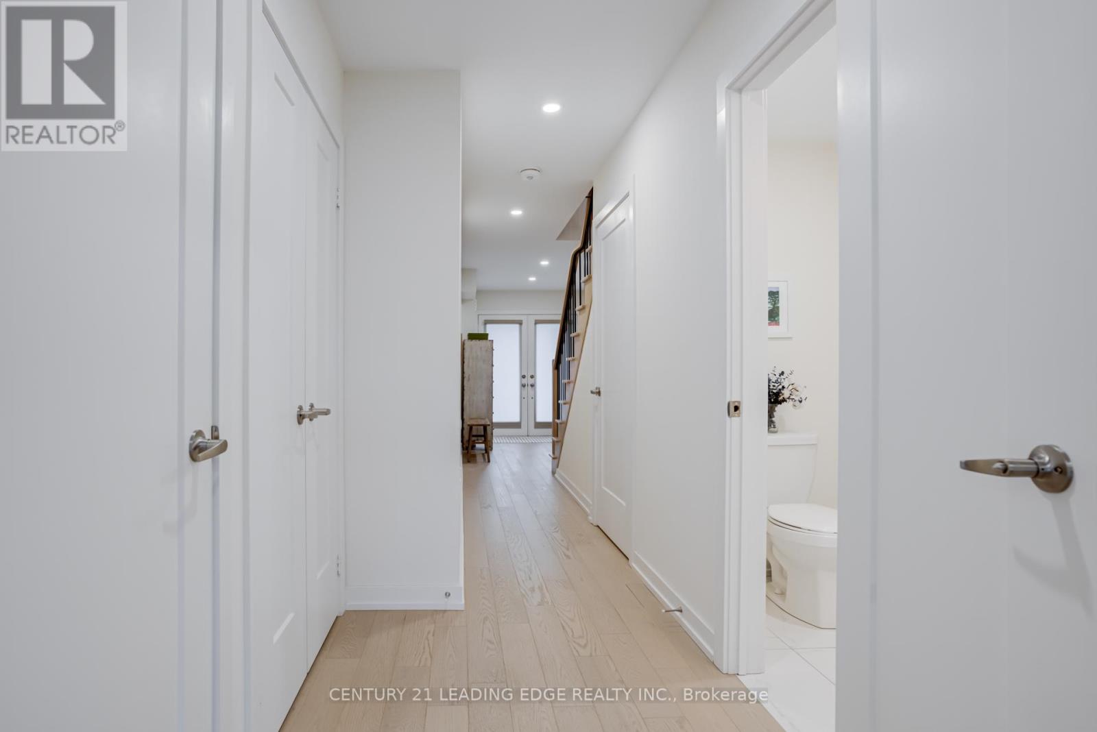 1645 Shining Star Chase, Pickering, Ontario  L1X 0H9 - Photo 7 - E12558090