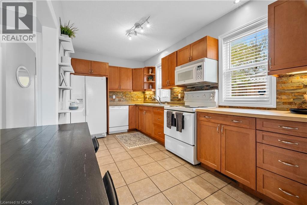 541 Courtland Avenue E, Kitchener, Ontario  N2G 2W9 - Photo 11 - 40789121