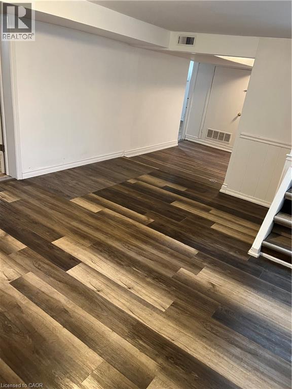 8 Myrtle Avenue Unit# Lower, St. Catharines, Ontario  L2M 5W1 - Photo 7 - 40789008