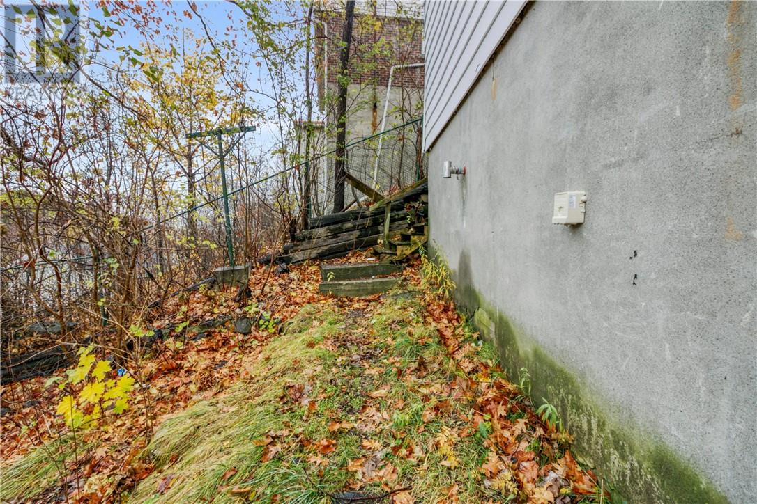 6 Bloor Street, Sudbury, Ontario  P3C 2K2 - Photo 5 - 2125693