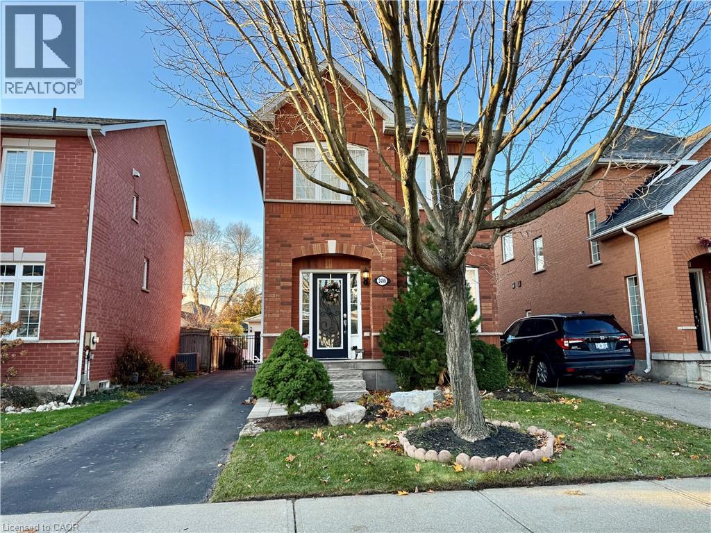 2488 CAPILANO Crescent, Oakville, Ontario