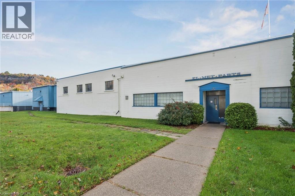 47 HEAD Street, Dundas, Ontario