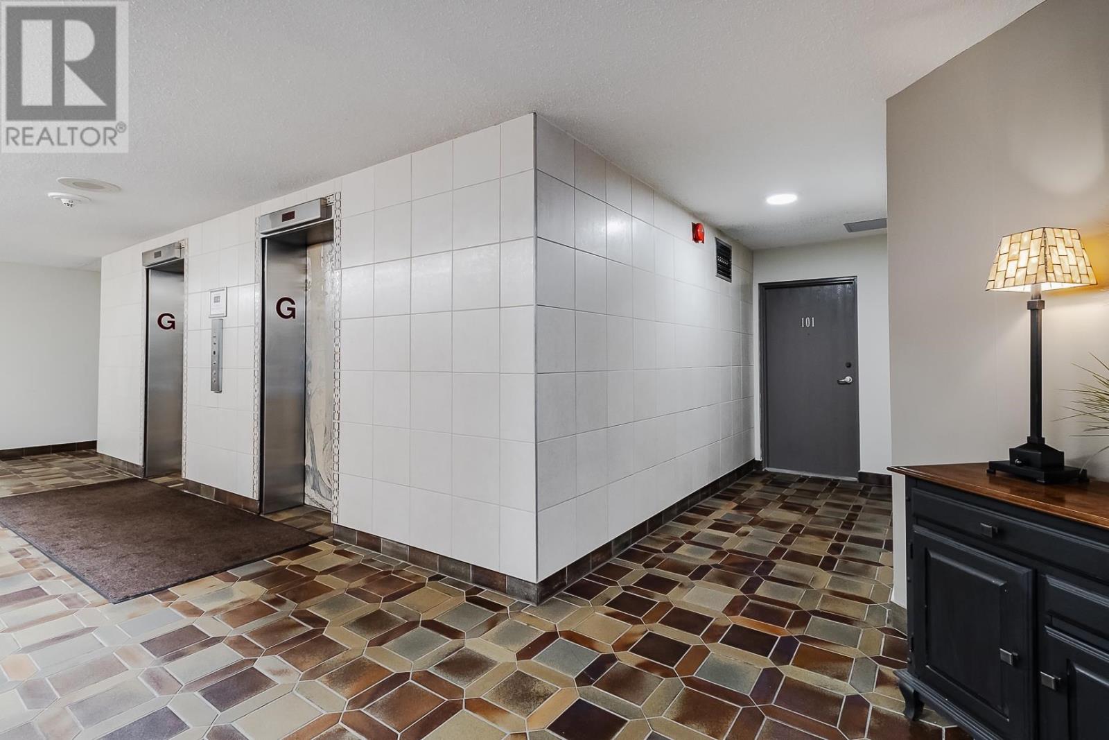 1139 Queen St E # 903, Sault Ste. Marie, Ontario  P6A 6K5 - Photo 30 - SM252398