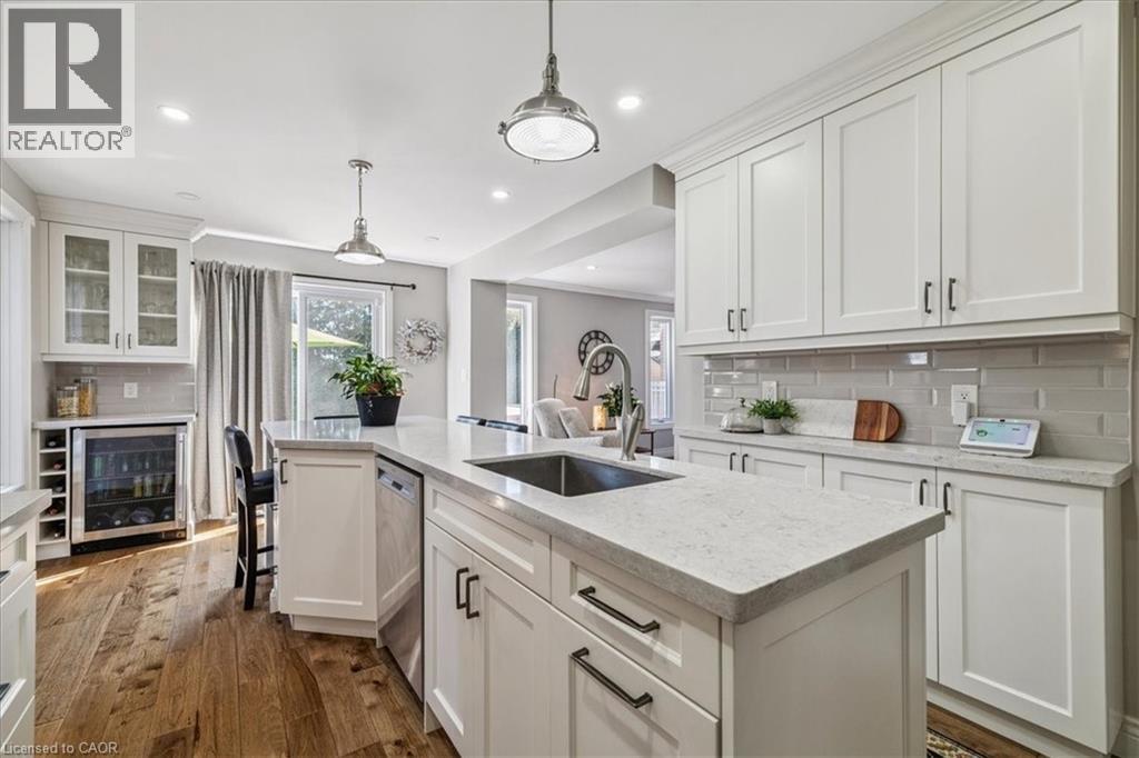 1 Parkvista Place, Stoney Creek, Ontario  L8J 3S5 - Photo 3 - 40775408