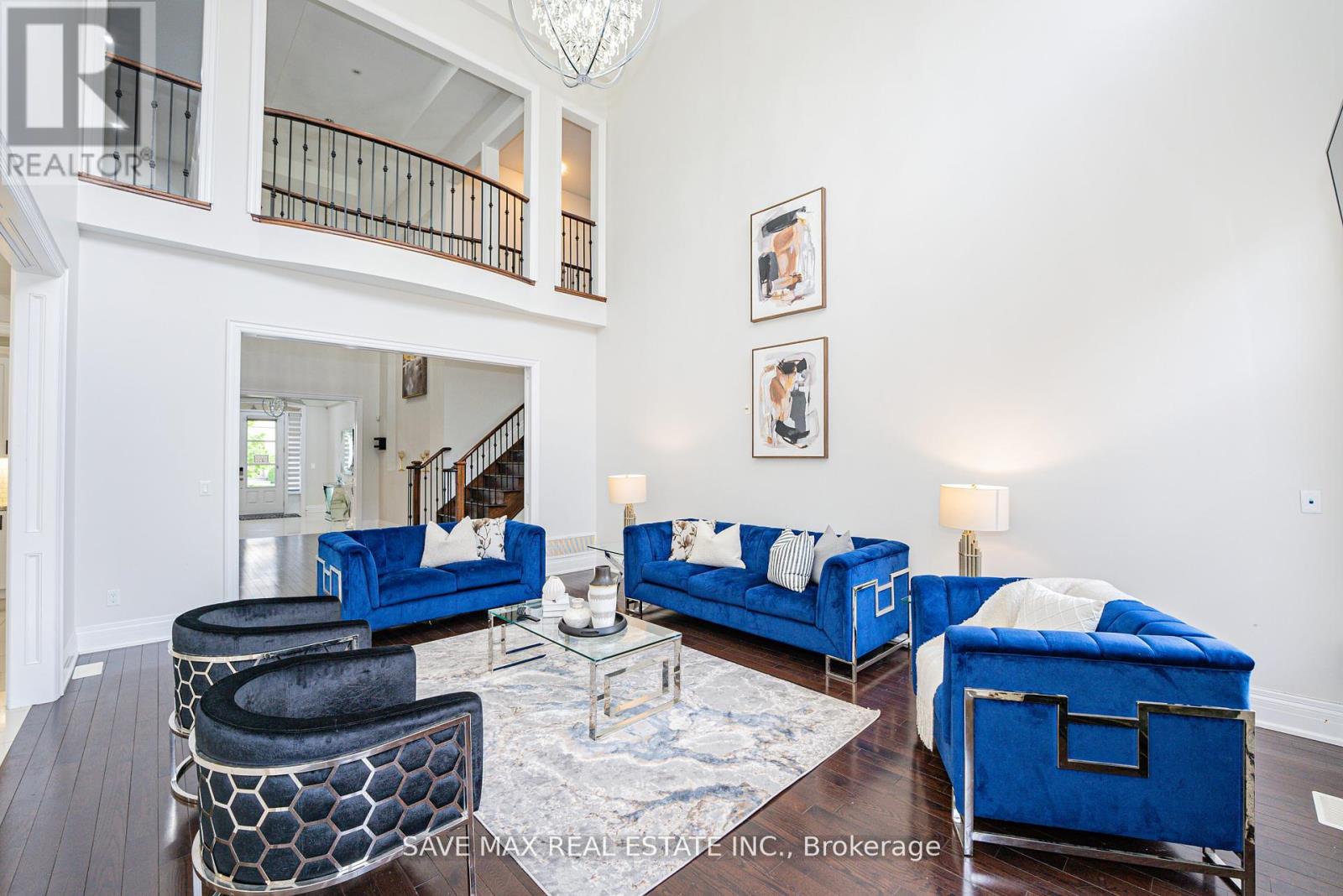 95 Sarracini Crescent, Vaughan, Ontario  L4L 3S9 - Photo 11 - N12557890