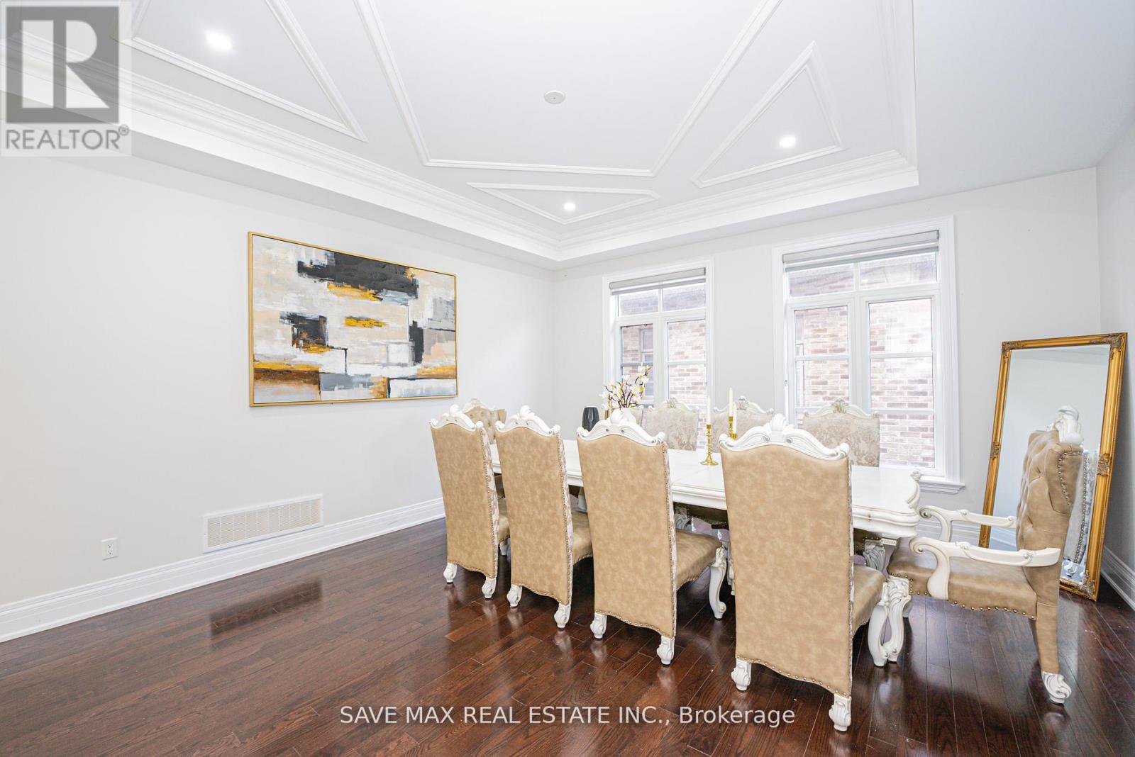 95 Sarracini Crescent, Vaughan, Ontario  L4L 3S9 - Photo 19 - N12557890