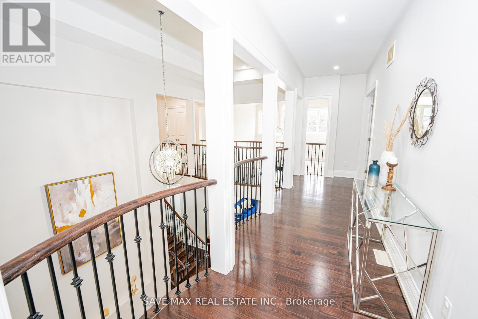 95 Sarracini Crescent, Vaughan, Ontario  L4L 3S9 - Photo 23 - N12557890