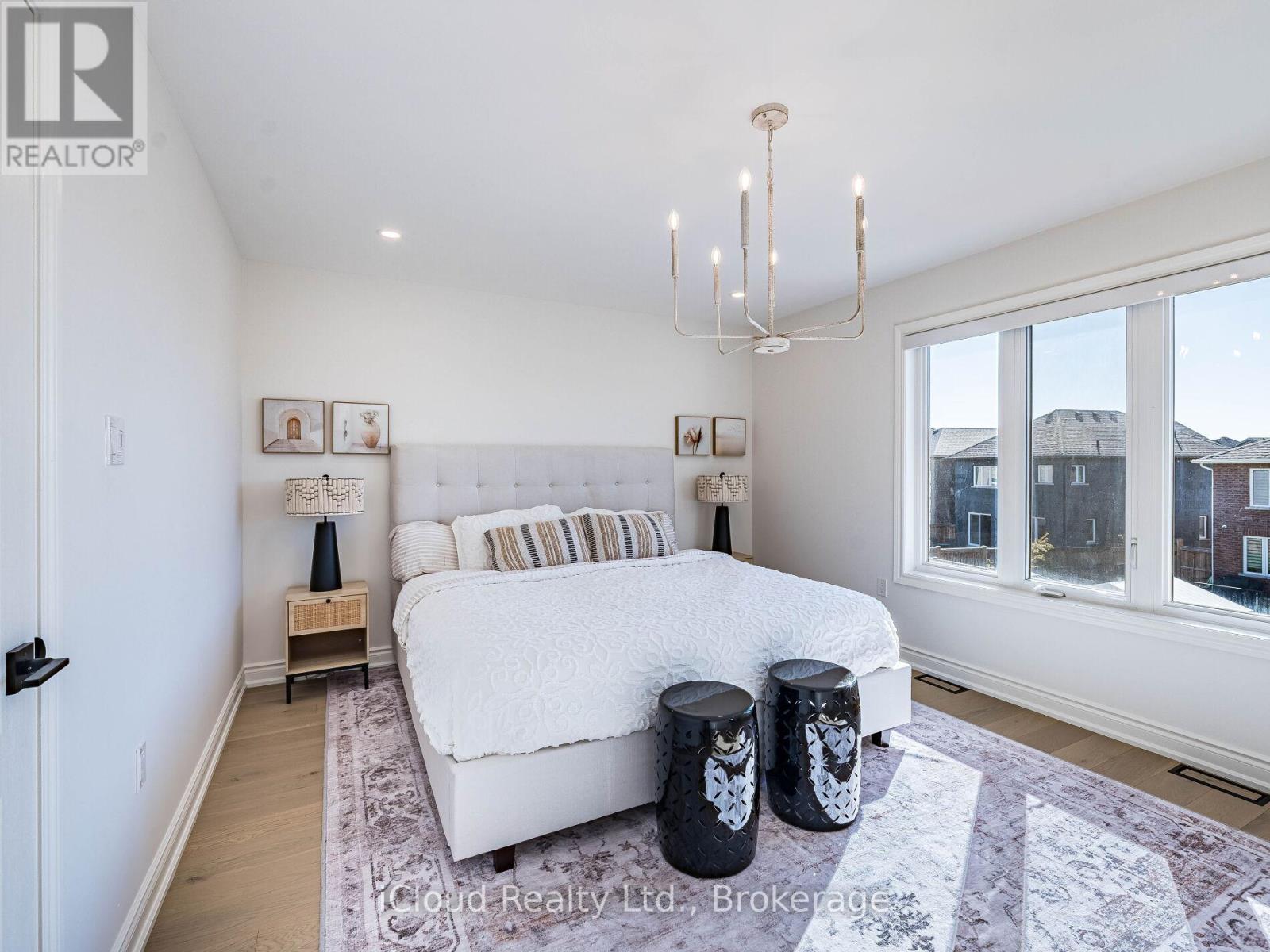 207 Rutherford Road, Bradford West Gwillimbury, Ontario  L3X 0X5 - Photo 26 - N12557892