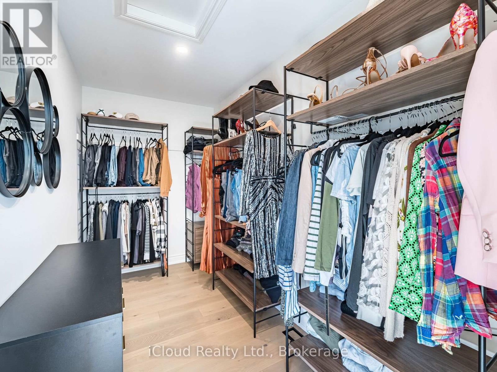 207 Rutherford Road, Bradford West Gwillimbury, Ontario  L3X 0X5 - Photo 28 - N12557892