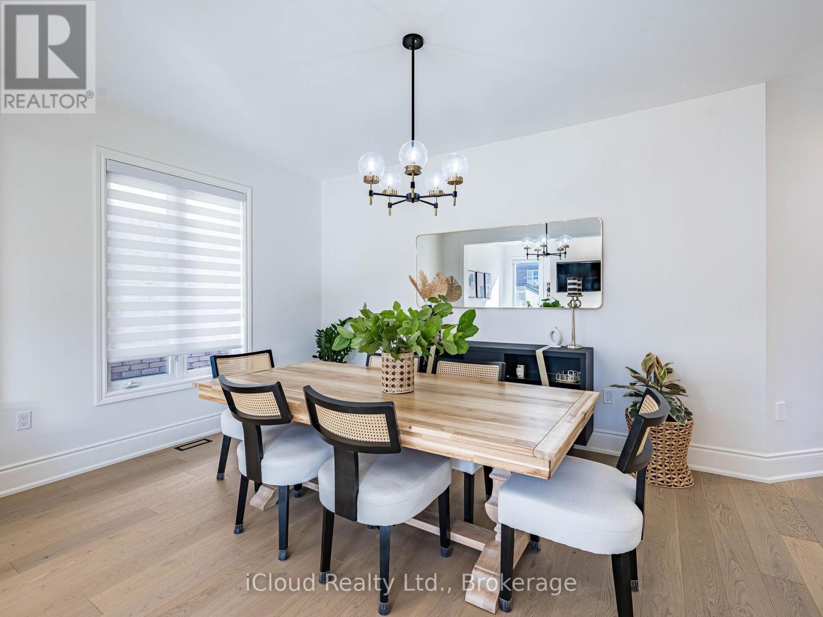 207 Rutherford Road, Bradford West Gwillimbury, Ontario  L3X 0X5 - Photo 8 - N12557892