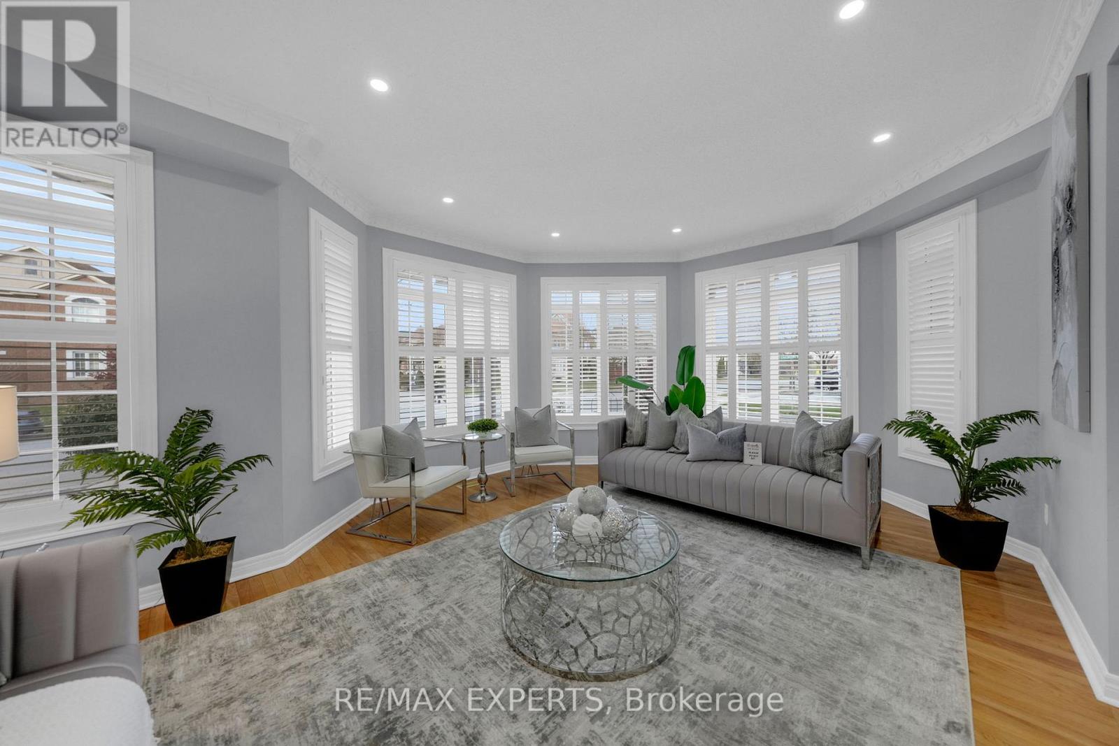 211 Davos Road, Vaughan, Ontario  L4H 2X1 - Photo 10 - N12557936