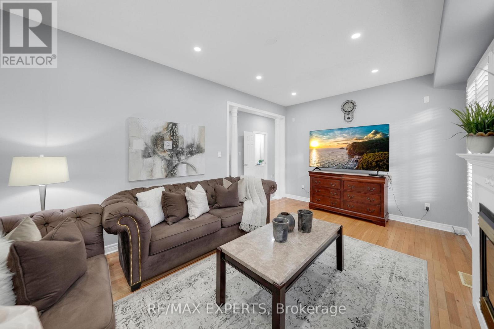 211 Davos Road, Vaughan, Ontario  L4H 2X1 - Photo 21 - N12557936