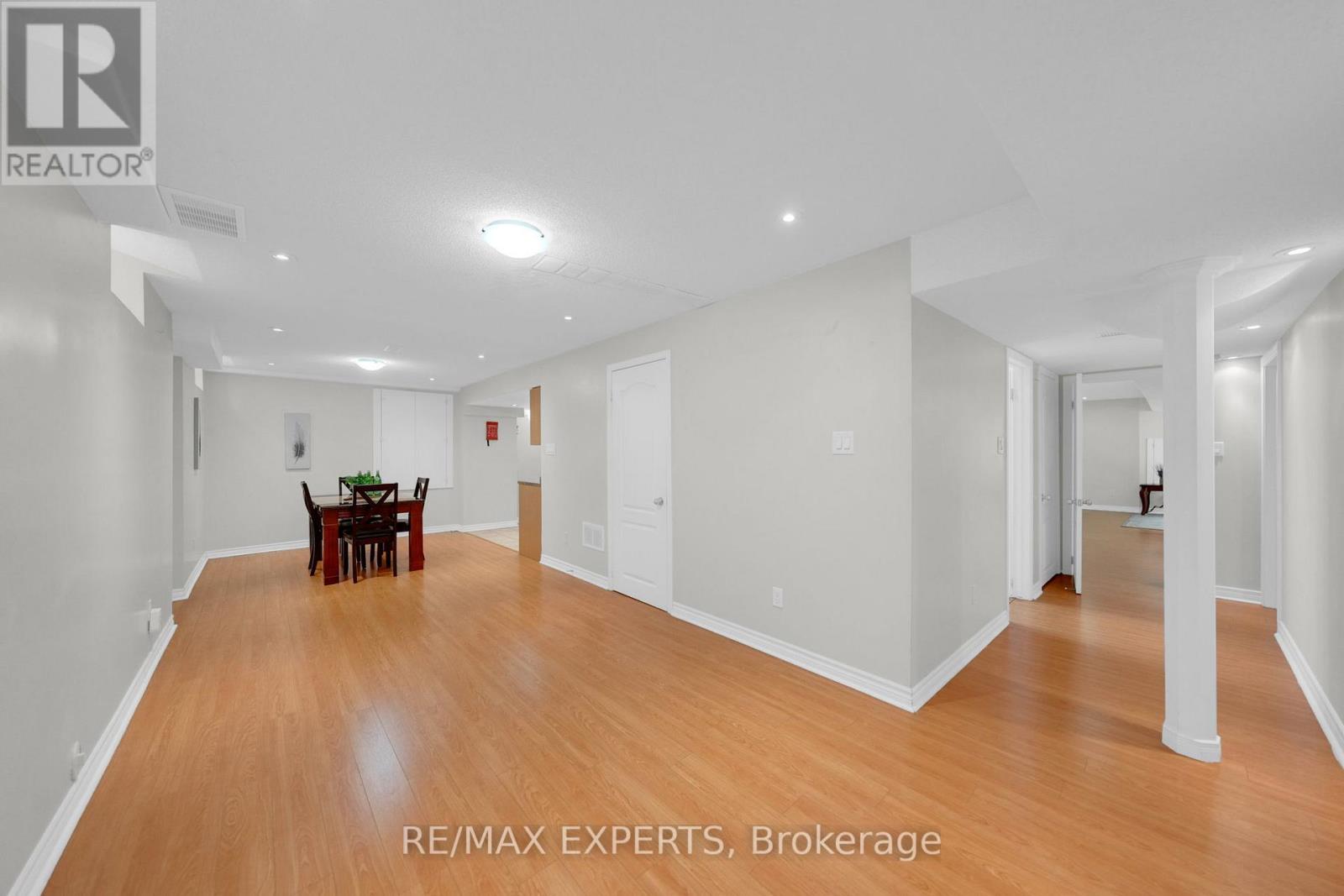 211 Davos Road, Vaughan, Ontario  L4H 2X1 - Photo 42 - N12557936