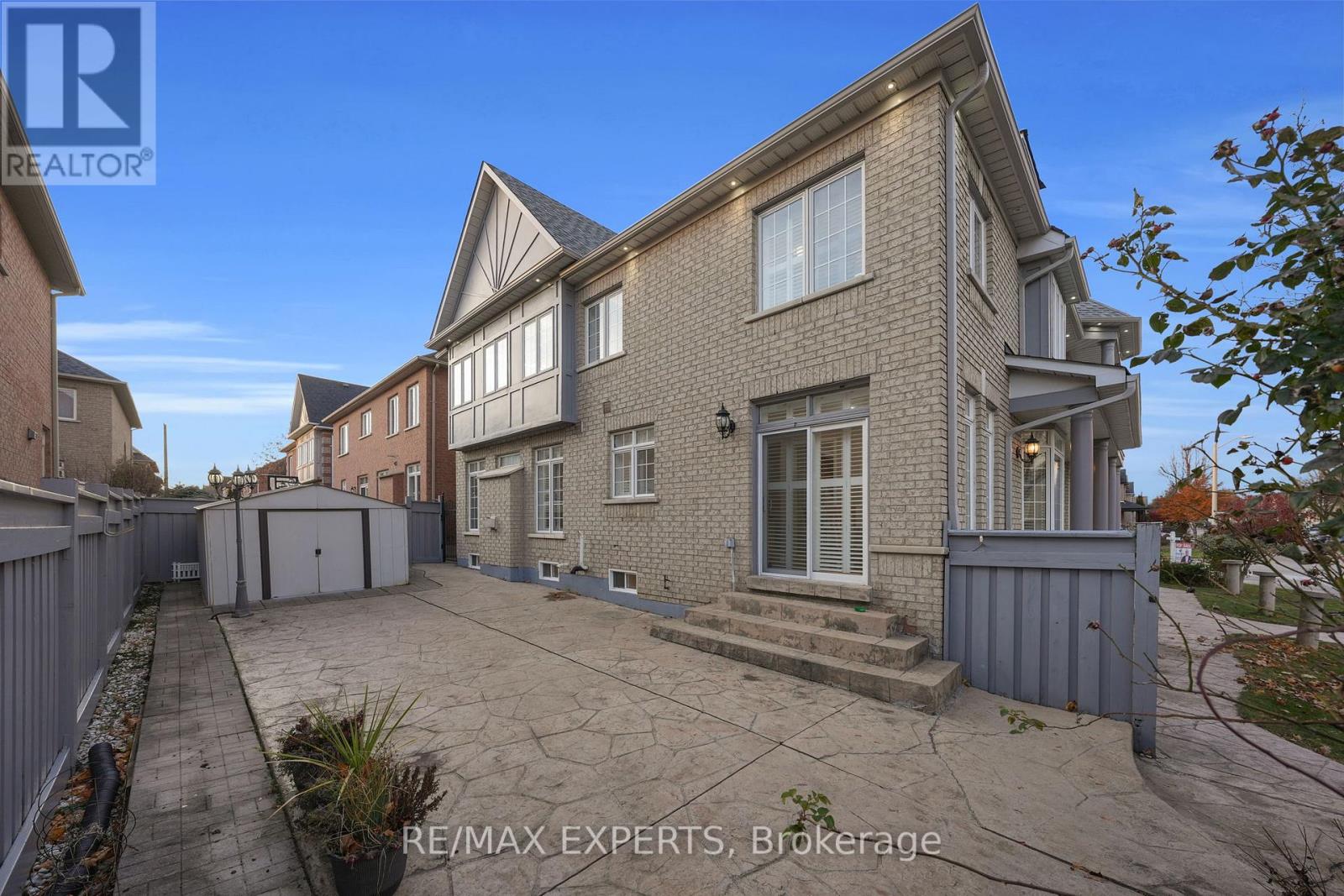 211 Davos Road, Vaughan, Ontario  L4H 2X1 - Photo 46 - N12557936