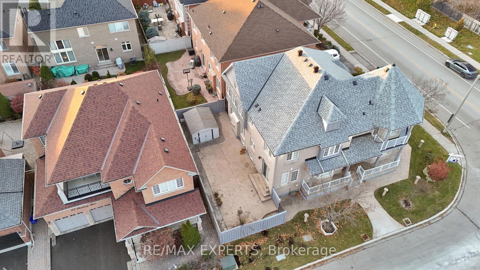 211 Davos Road, Vaughan, Ontario  L4H 2X1 - Photo 47 - N12557936