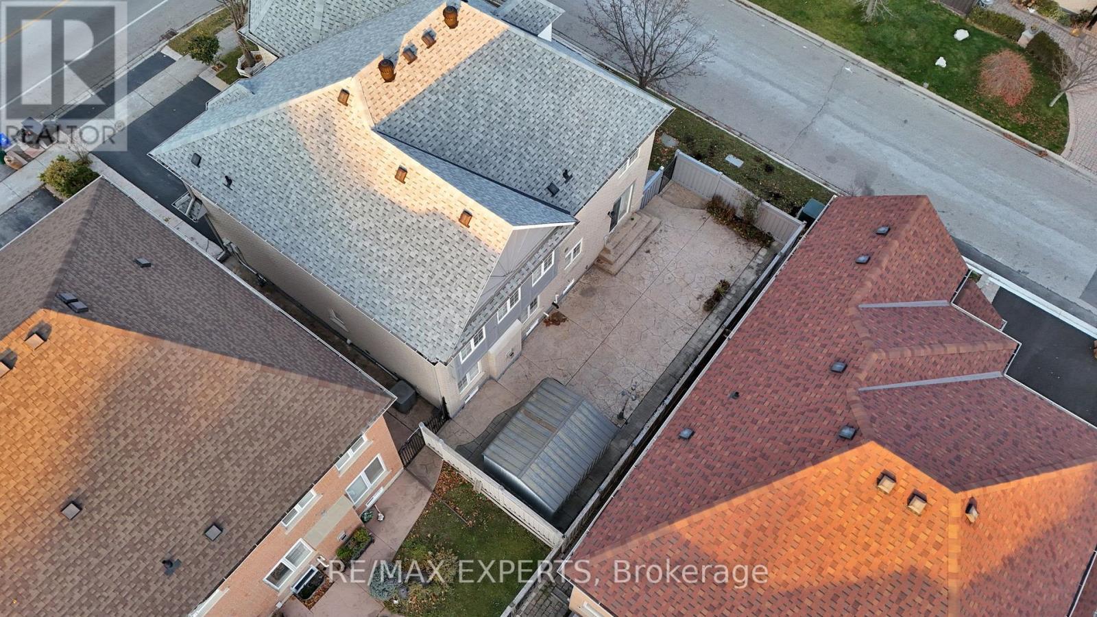 211 Davos Road, Vaughan, Ontario  L4H 2X1 - Photo 48 - N12557936