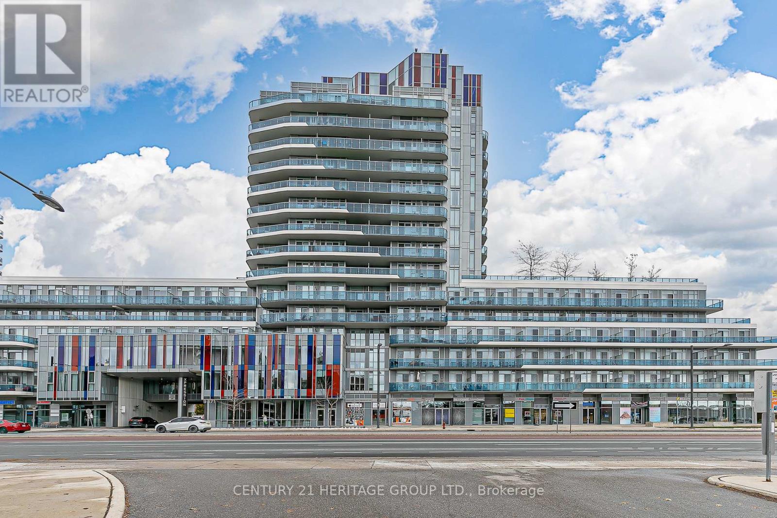 351 - 9471 YONGE STREET, Richmond Hill, Ontario