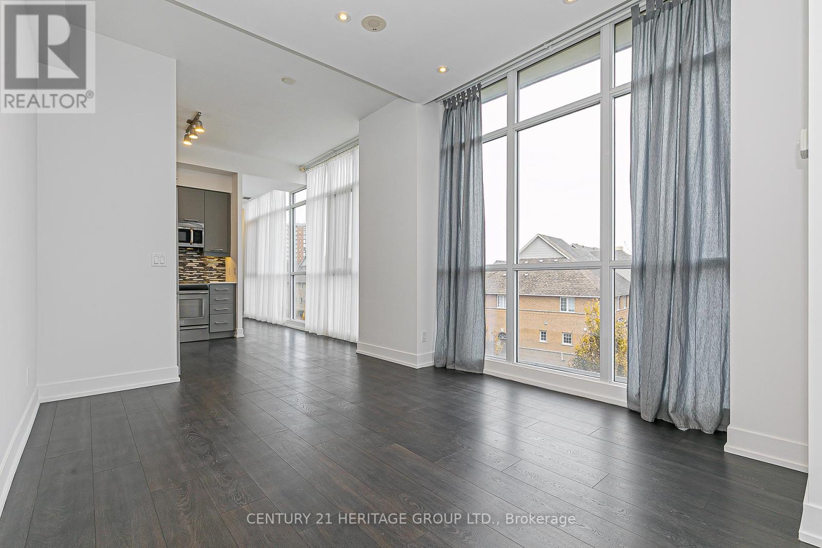 351 - 9471 Yonge Street, Richmond Hill, Ontario  L4C 0Z5 - Photo 13 - N12557978