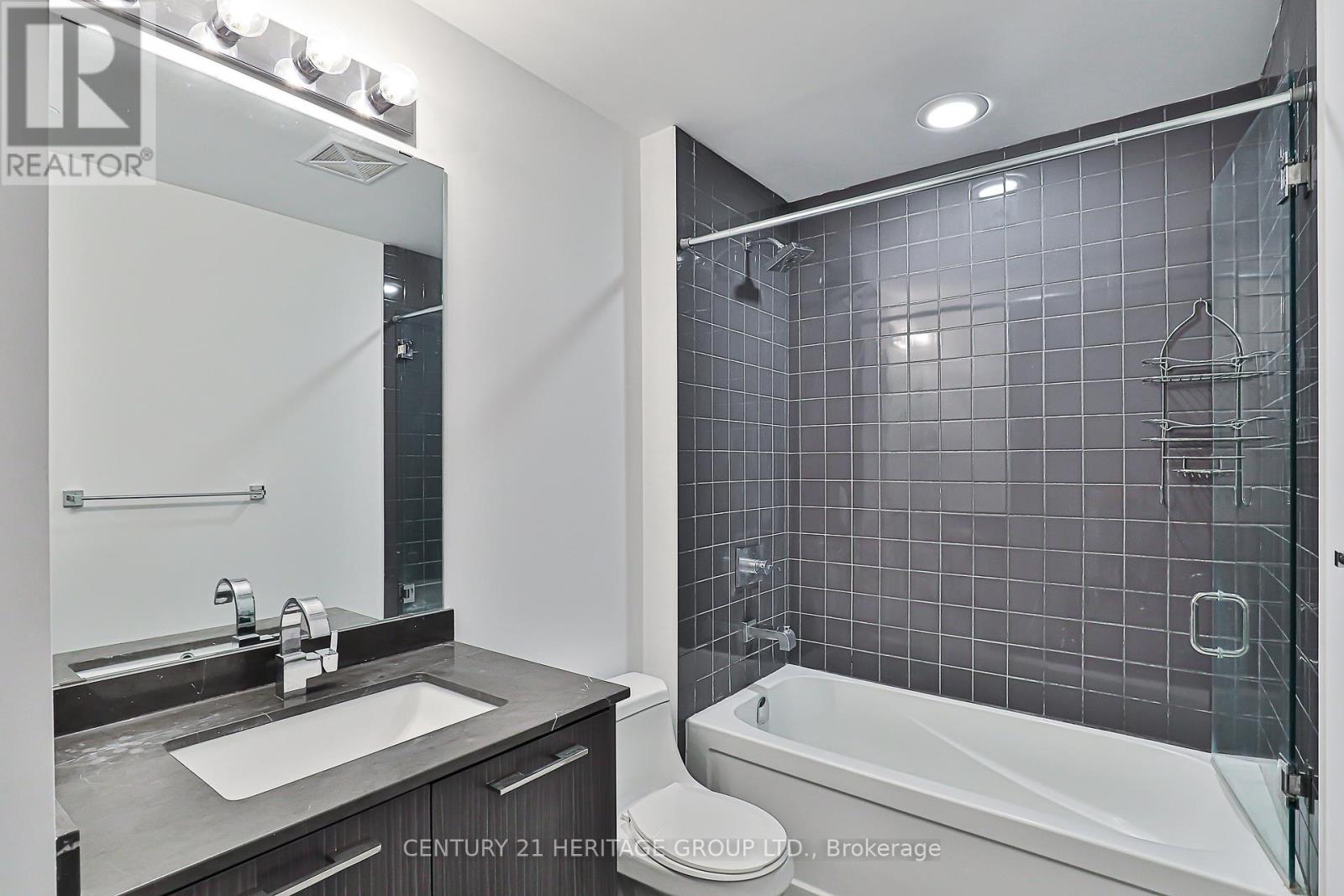 351 - 9471 Yonge Street, Richmond Hill, Ontario  L4C 0Z5 - Photo 15 - N12557978