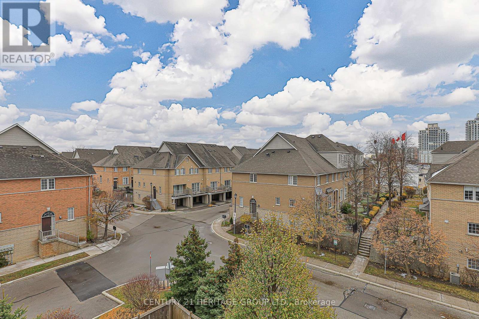 351 - 9471 Yonge Street, Richmond Hill, Ontario  L4C 0Z5 - Photo 19 - N12557978