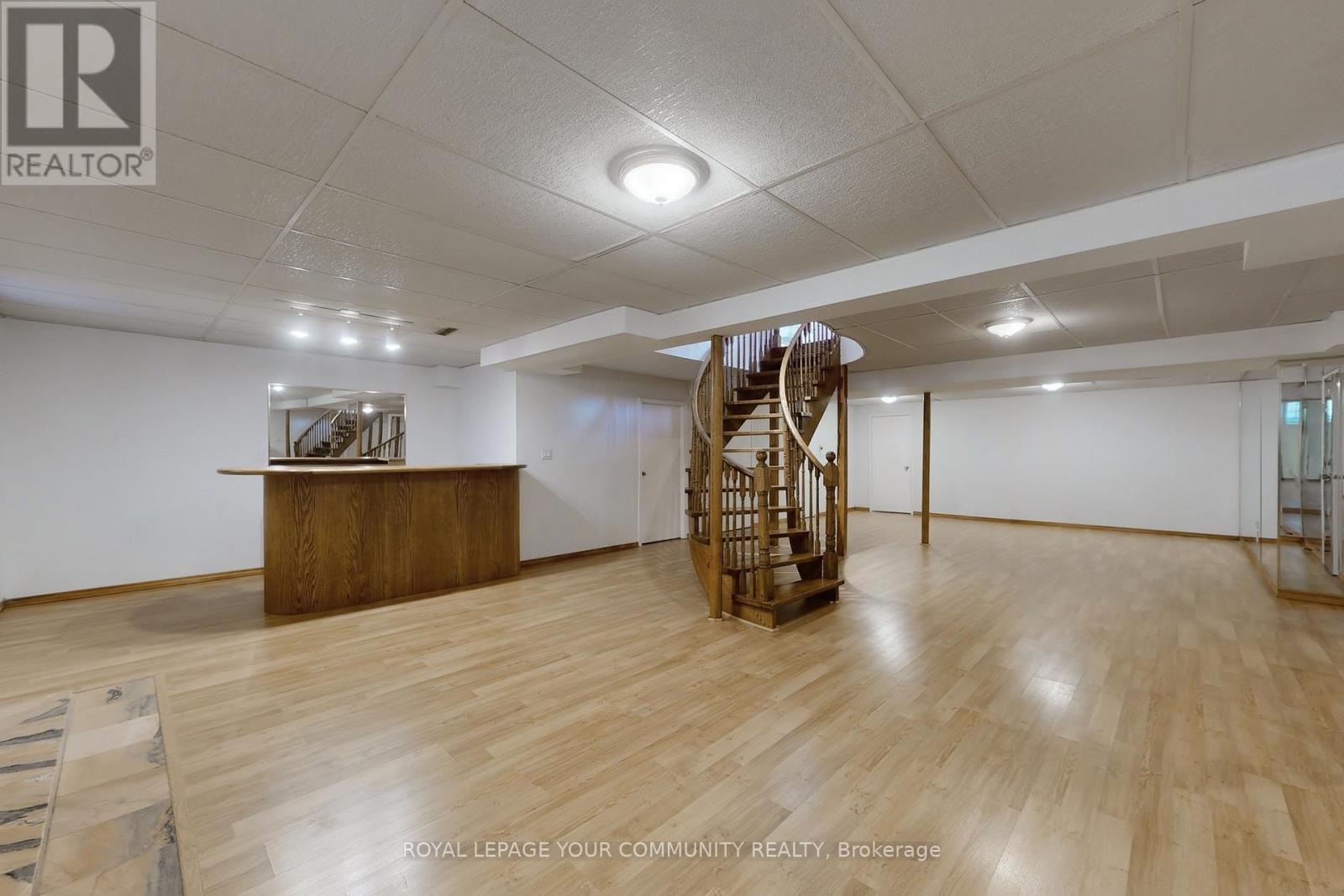 170 Garden Avenue, Richmond Hill, Ontario  L4C 6M2 - Photo 32 - N12558012