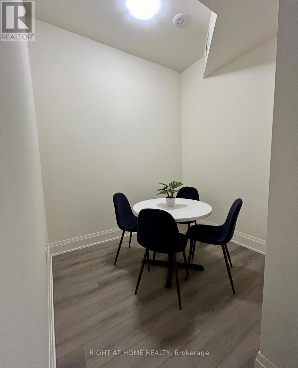 530 - 8960 Jane Street N, Vaughan, Ontario  L4K 2M9 - Photo 11 - N12558040