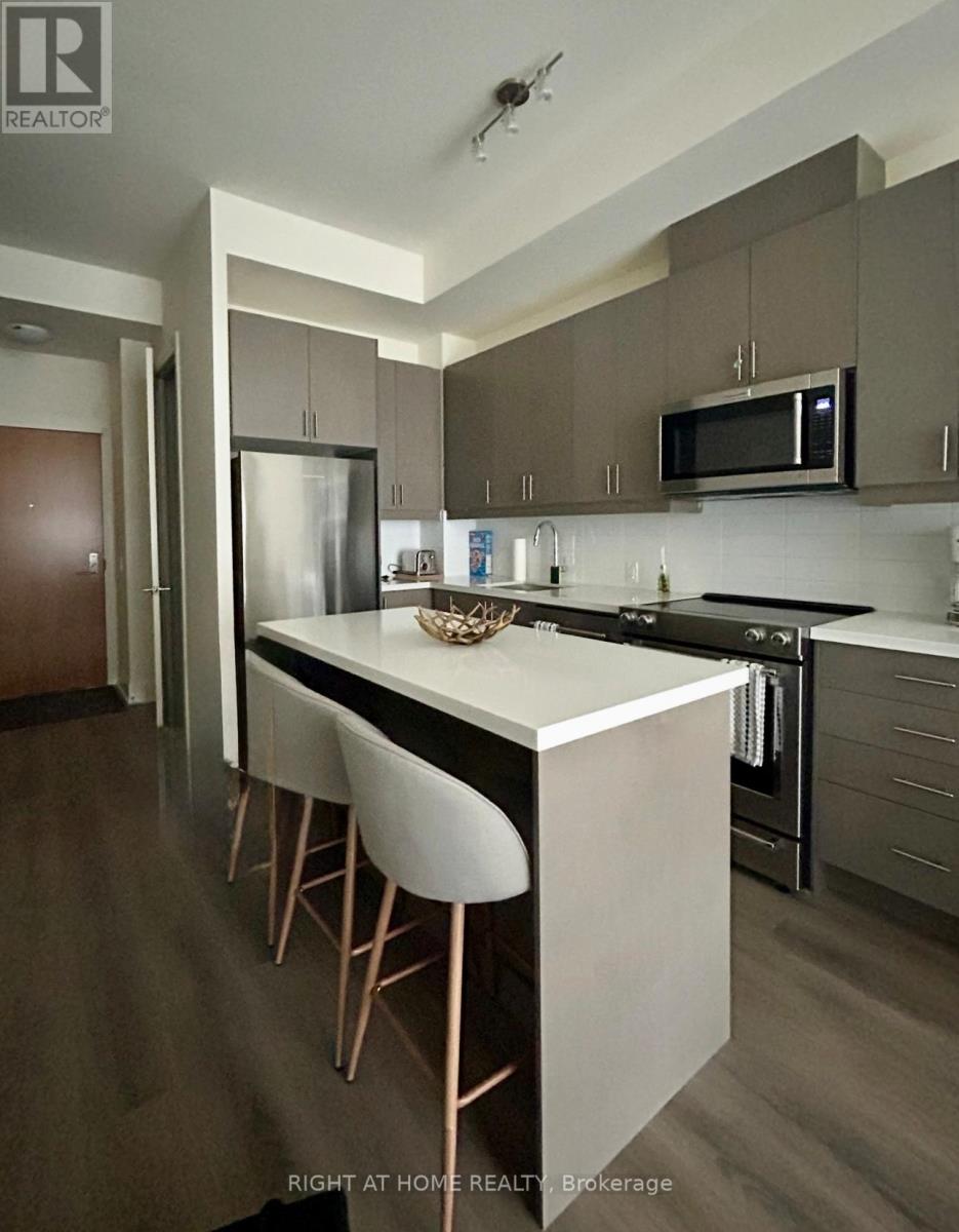 530 - 8960 Jane Street N, Vaughan, Ontario  L4K 2M9 - Photo 2 - N12558040