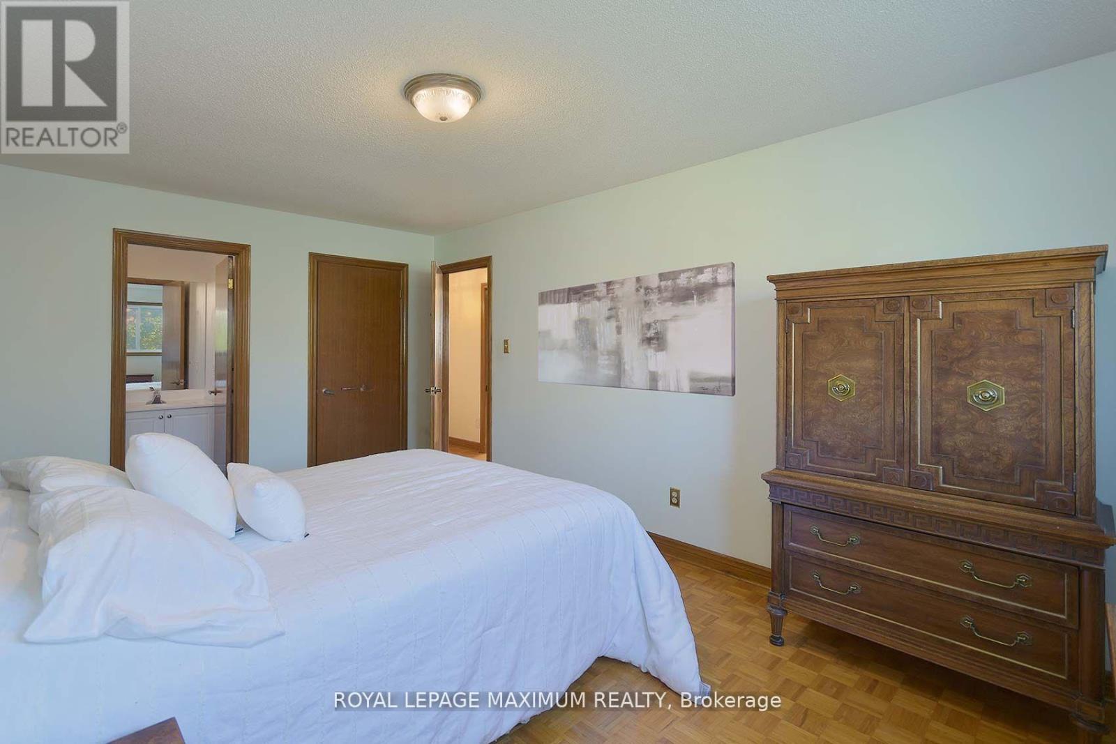 42 Kaiser Drive, Vaughan, Ontario  L4L 3V4 - Photo 15 - N12558078