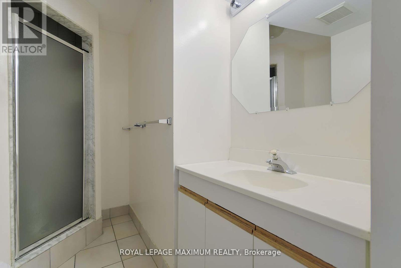 42 Kaiser Drive, Vaughan, Ontario  L4L 3V4 - Photo 31 - N12558078