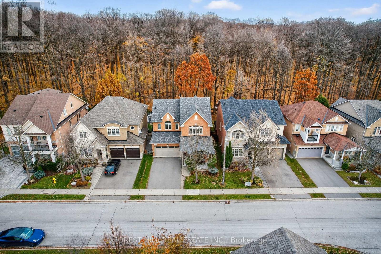 53 Couture Gardens, Vaughan, Ontario  L4J 9H4 - Photo 3 - N12558086